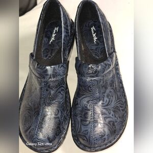 Thom McAn * Vegan Comfort Shoe * Toronto Navy Clog * Size 8W * Never Worn